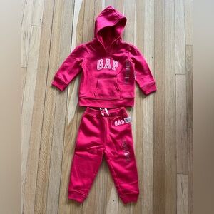 NWT Baby GAP Pink Sweatsuit, 18-24 months